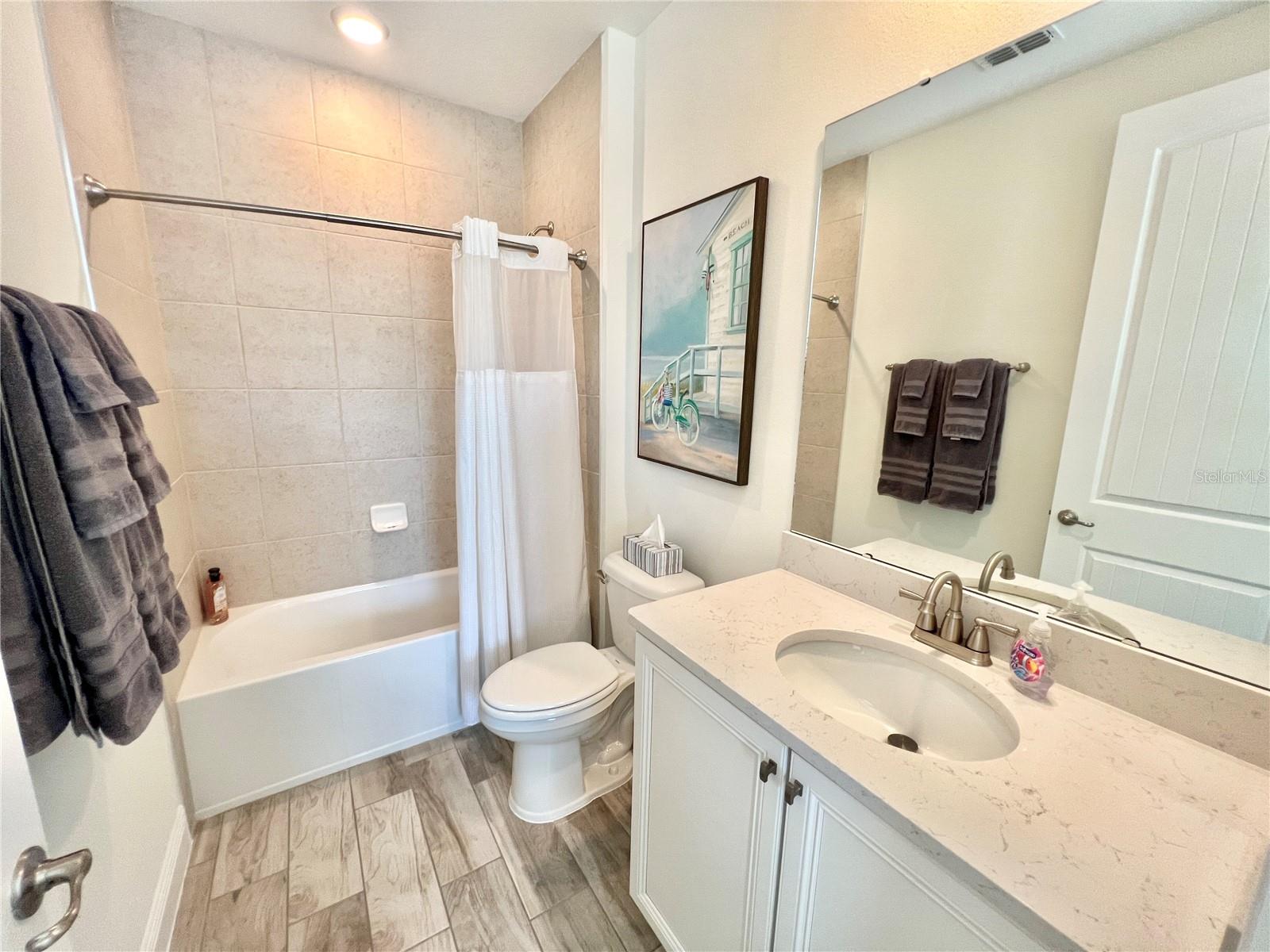 Image 44 of 87 For 8139 Coconut Place