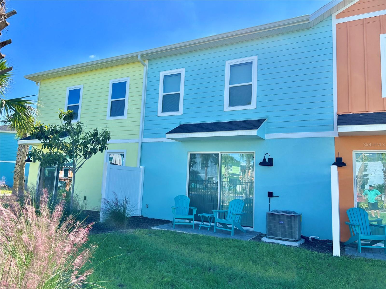 Image 49 of 87 For 8139 Coconut Place