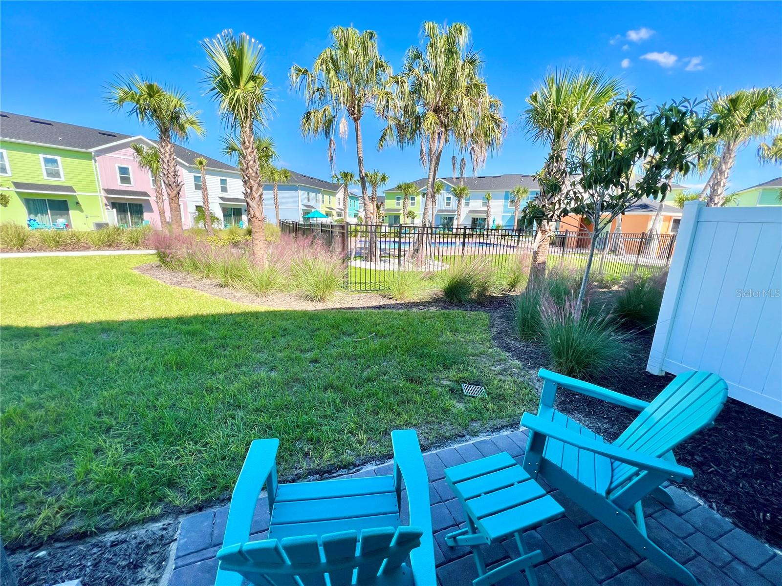 Image 8 of 87 For 8139 Coconut Place