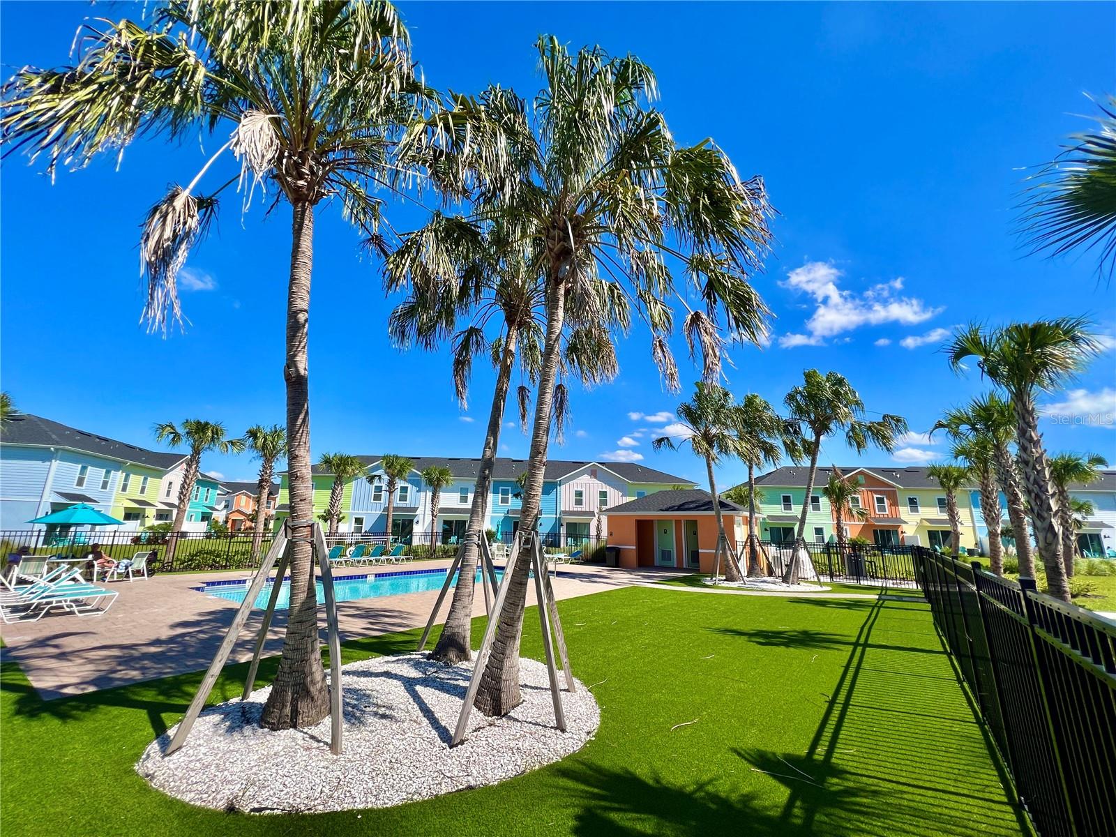 Image 9 of 87 For 8139 Coconut Place