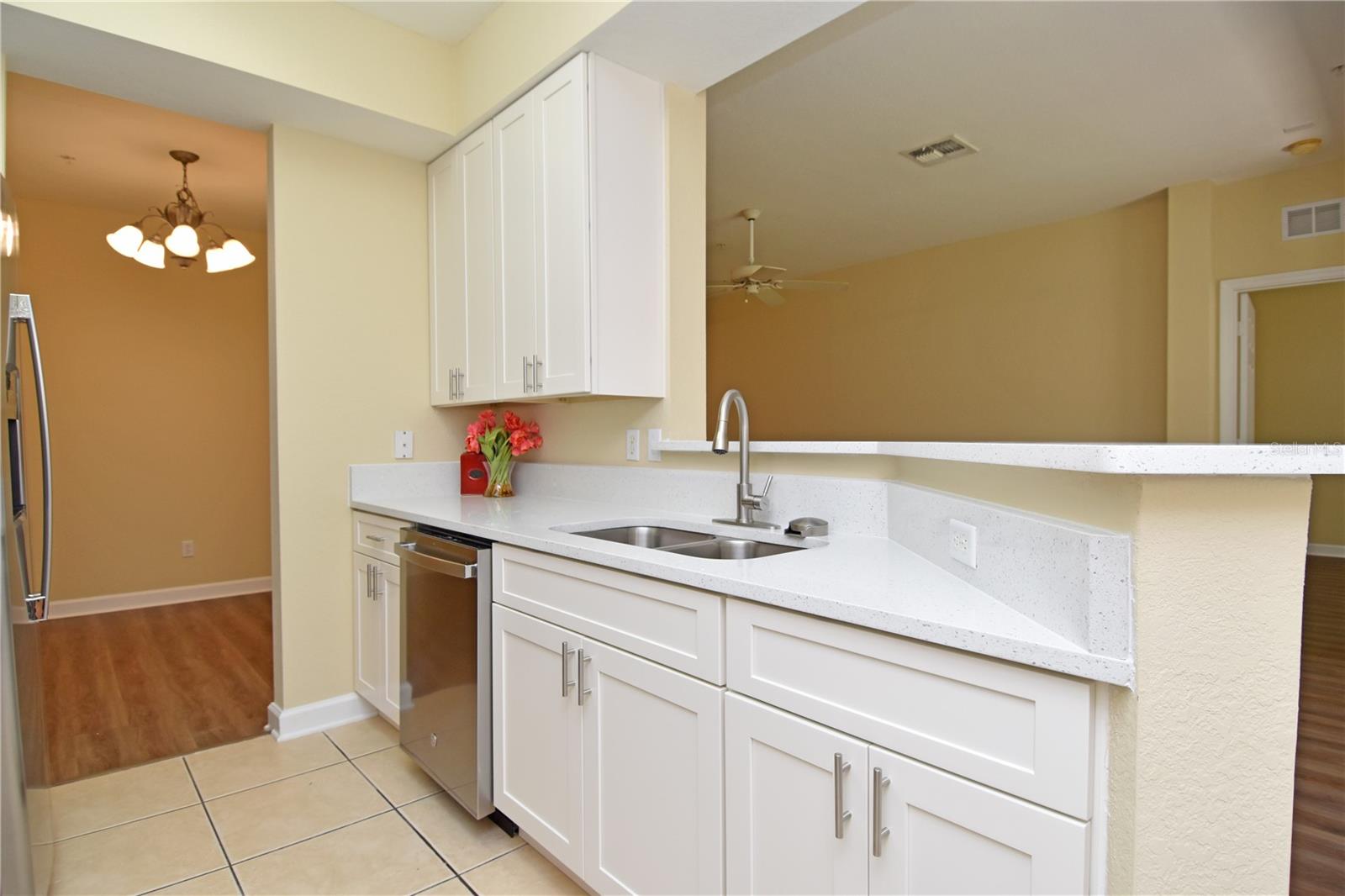 Image 3 of 22 For 6422 Agastia Court 103