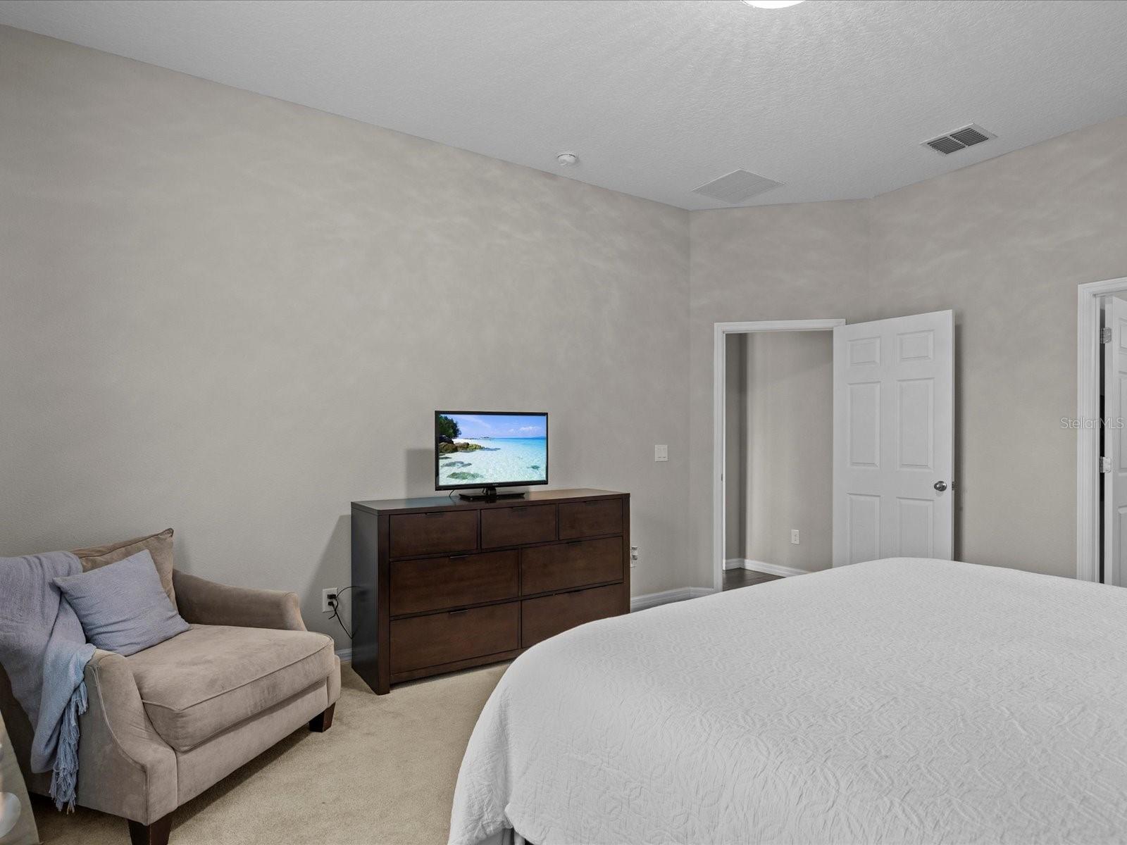 Image 31 of 64 For 2357 Bellefield Cove