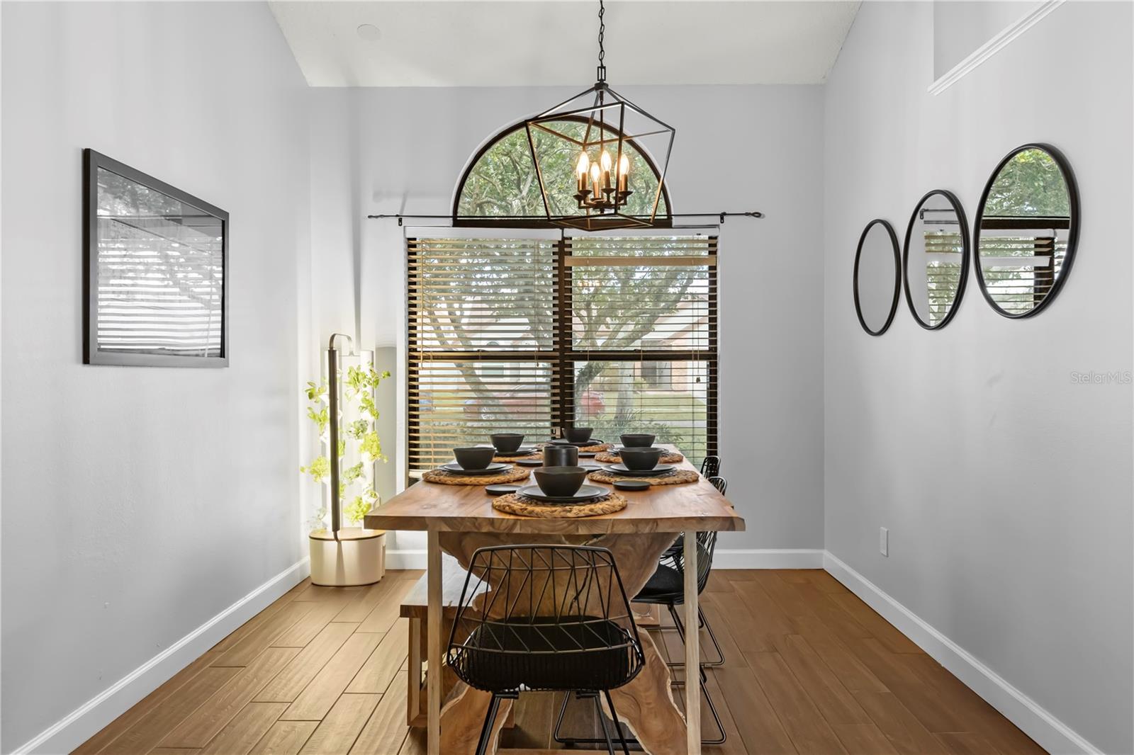 Image 6 of 37 For 5078 Loblolly Bay Lane