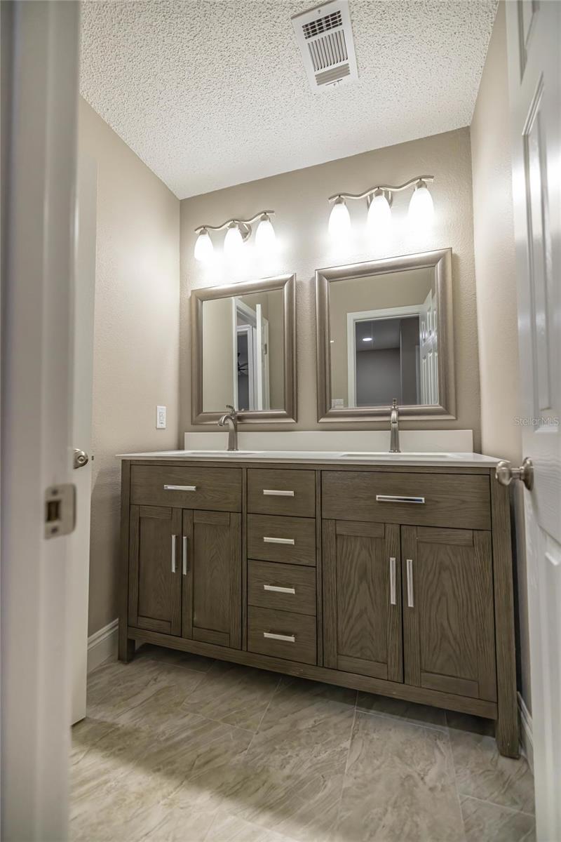 Image 12 of 18 For 740 Fairfield Drive