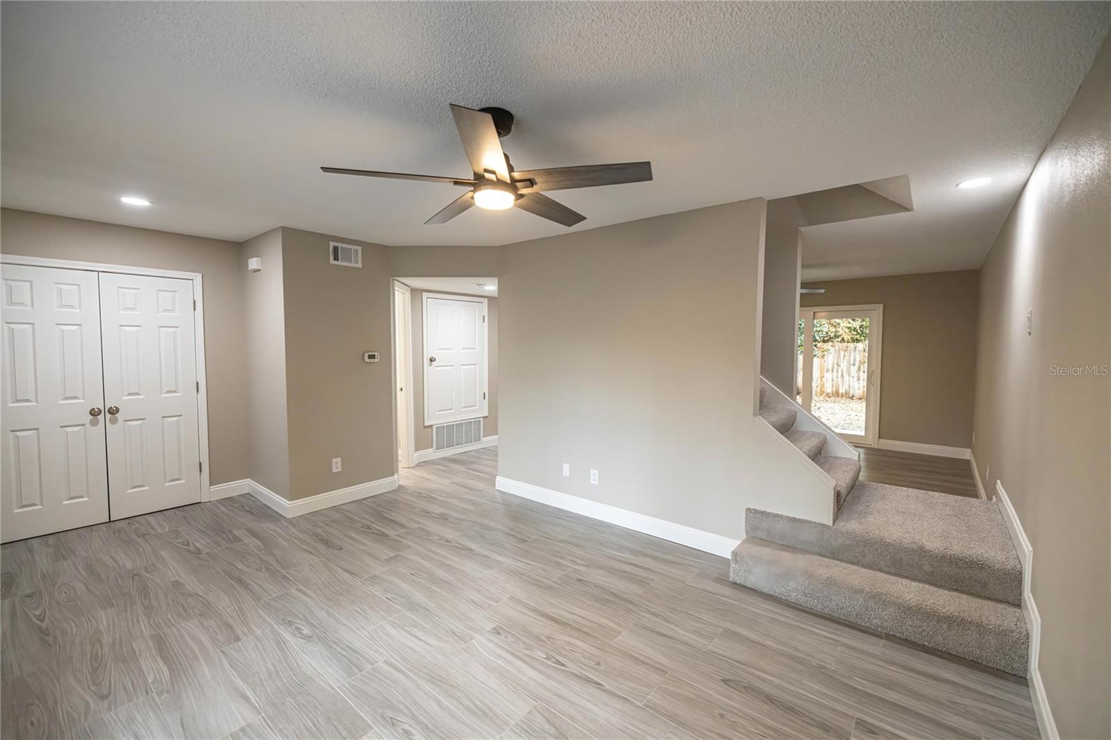 Image 3 of 18 For 740 Fairfield Drive