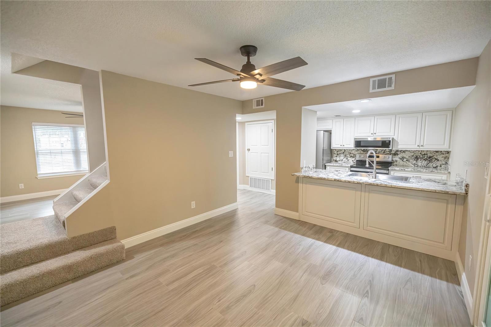 Image 5 of 18 For 740 Fairfield Drive