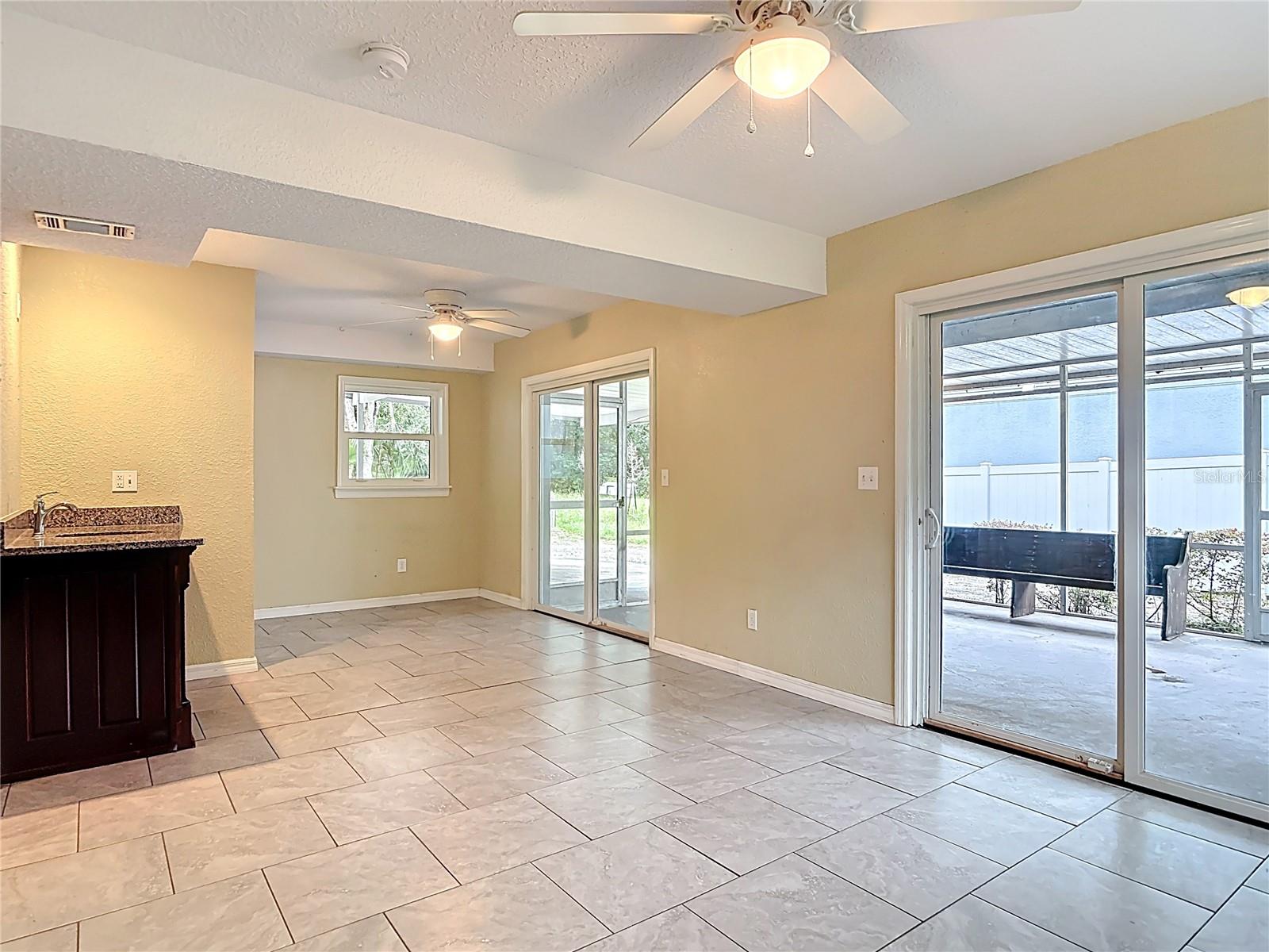 Image 11 of 60 For 2094 Penn Drive