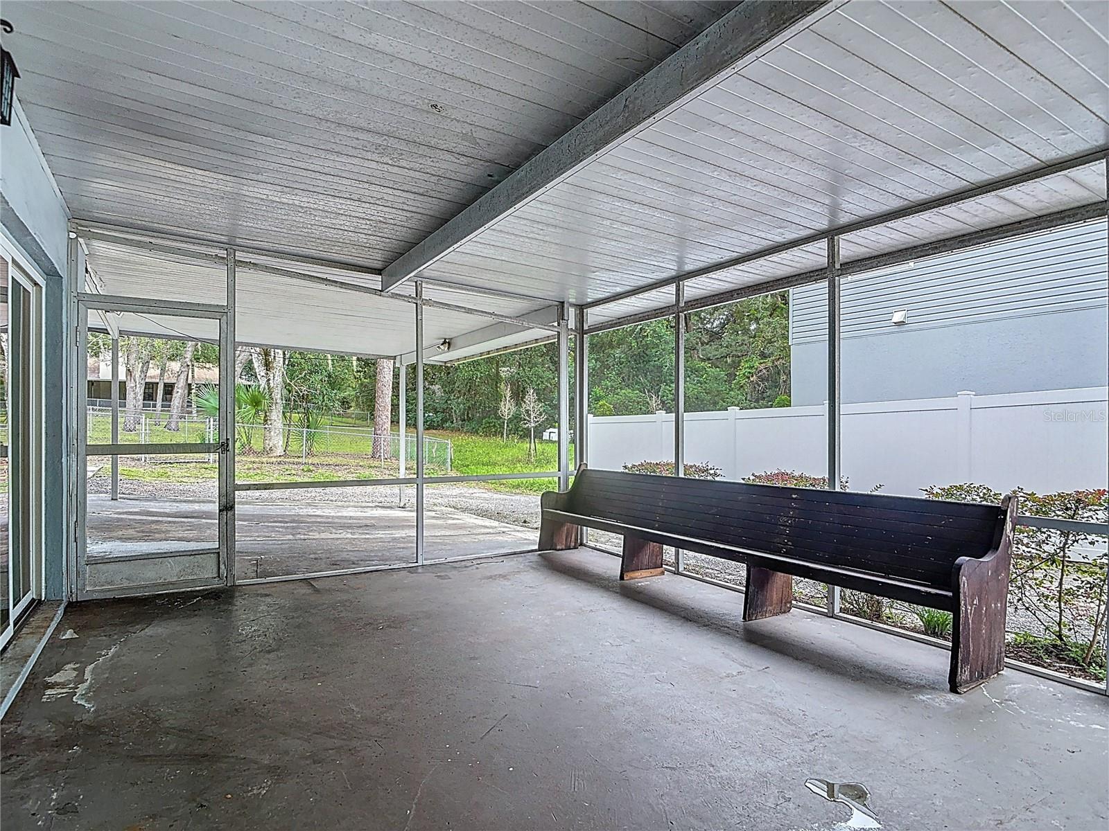 Image 43 of 60 For 2094 Penn Drive