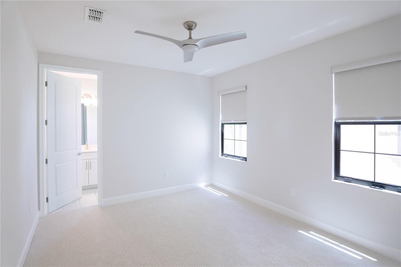 Image 26 of 45 For 7665 Toscana Boulevard