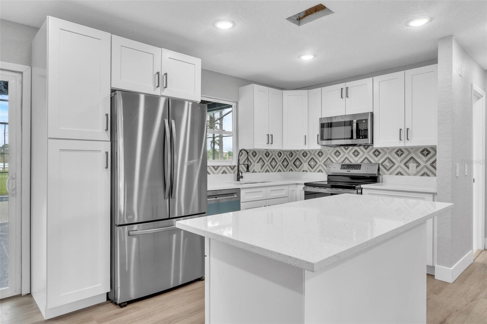 Image 10 of 46 For 2501 India Blvd
