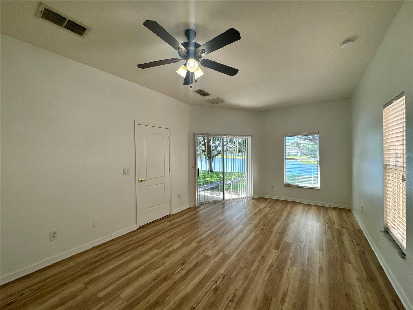 Image 11 of 42 For 16543 Cedar Run Drive