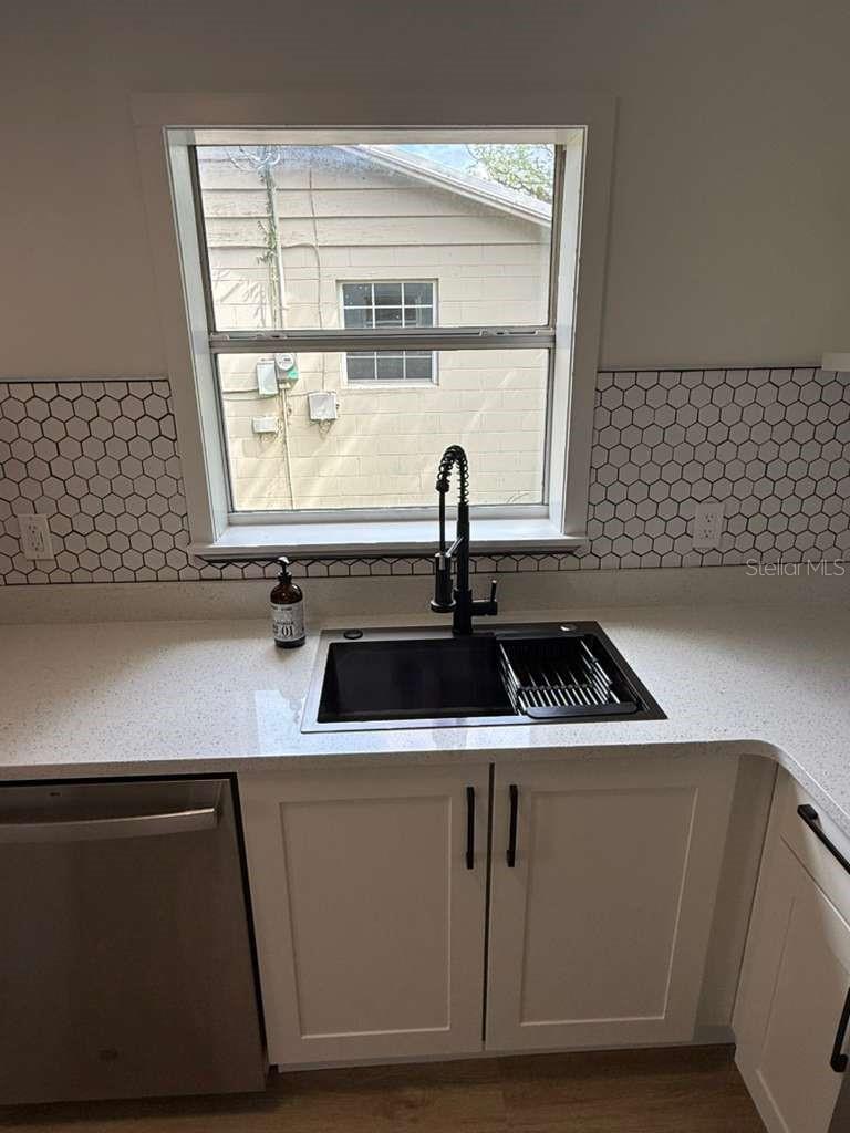 Image 10 of 17 For 2312 Fort King Street