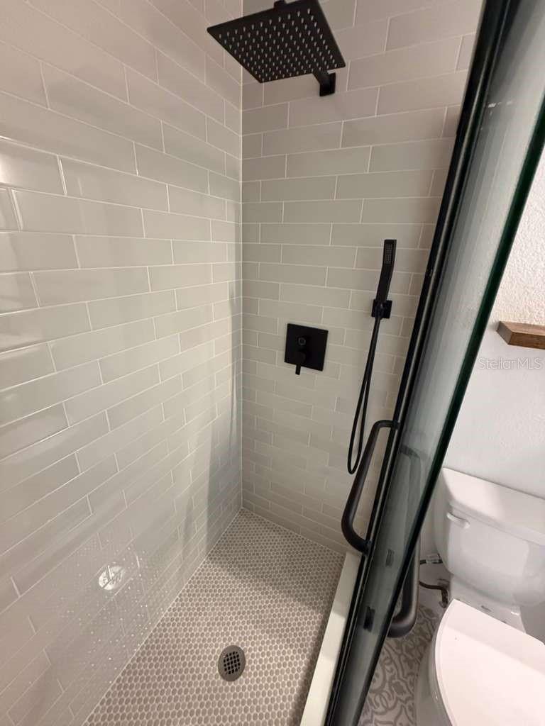 Image 11 of 17 For 2312 Fort King Street