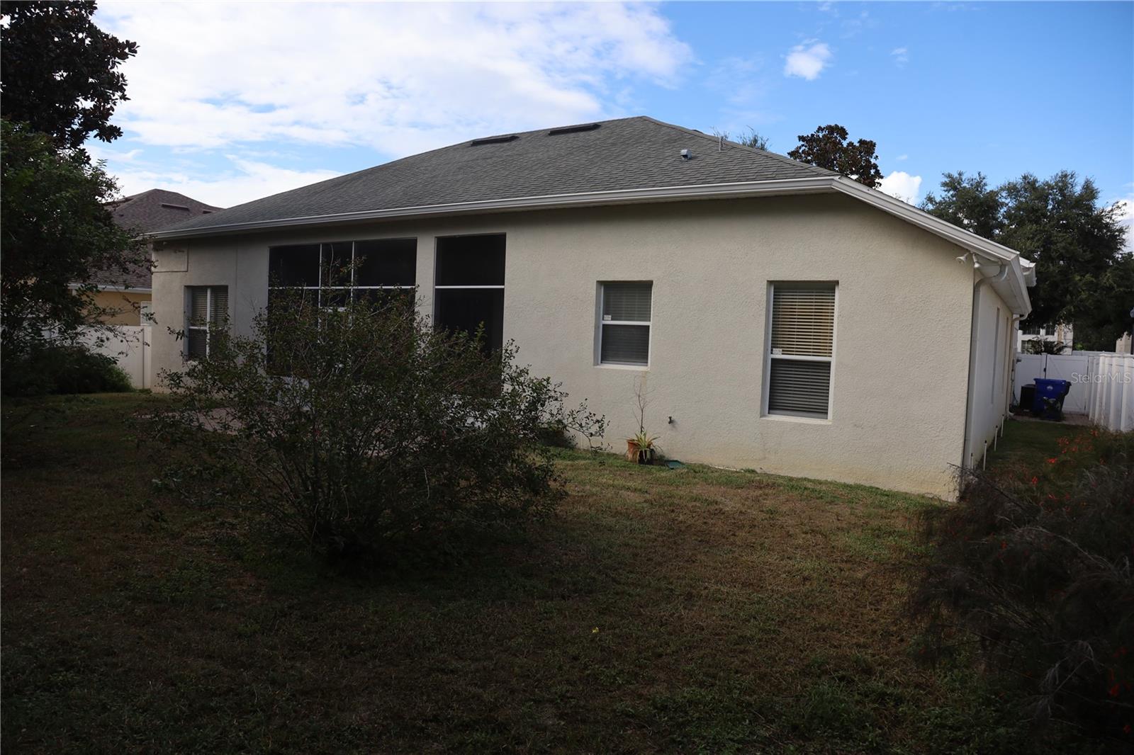 Image 4 of 15 For 2430 Laurel Blossom Circle