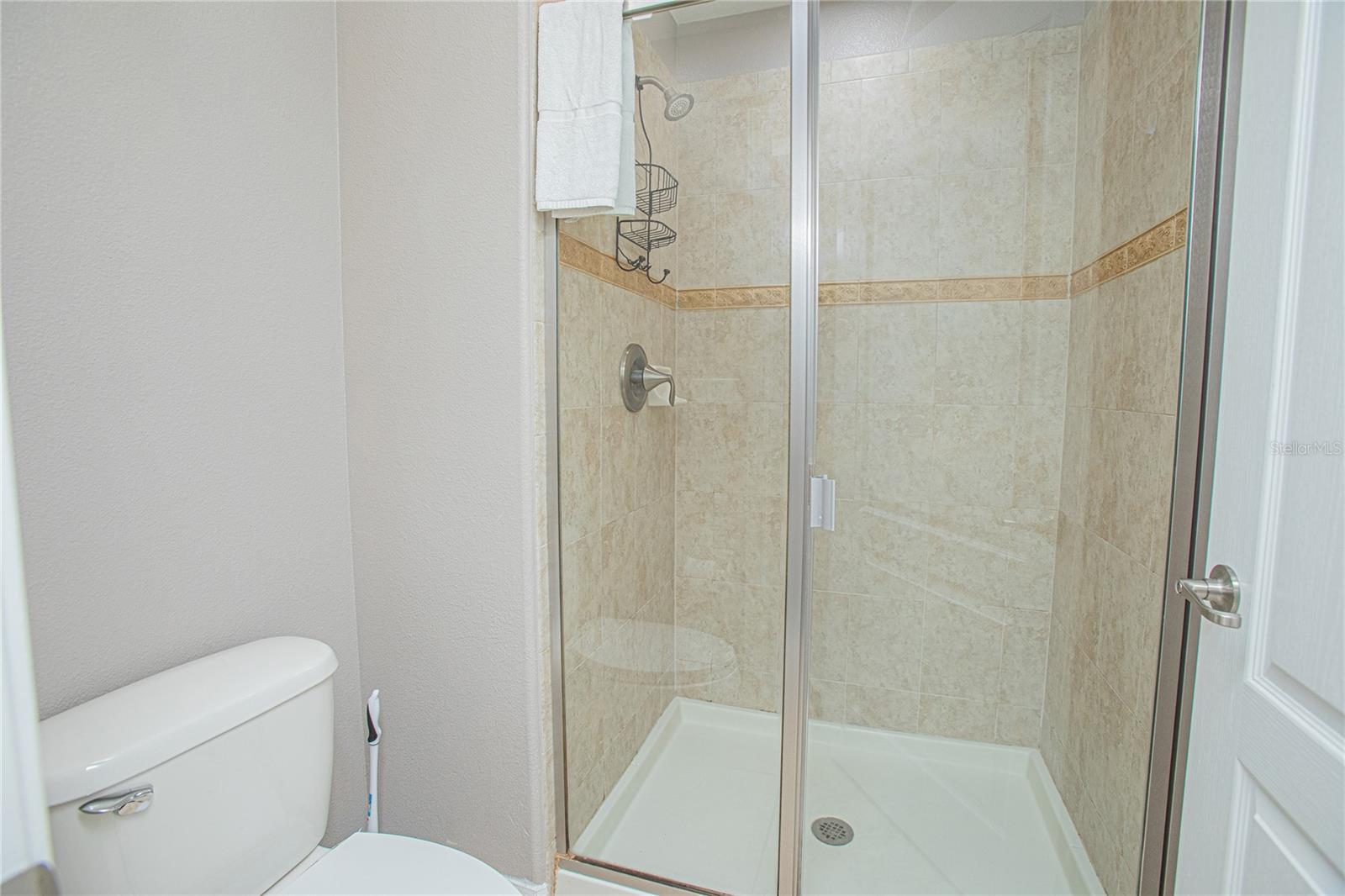 Image 24 of 39 For 8957 California Palm Road