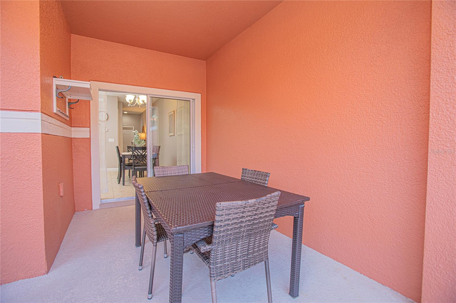 Image 27 of 39 For 8957 California Palm Road