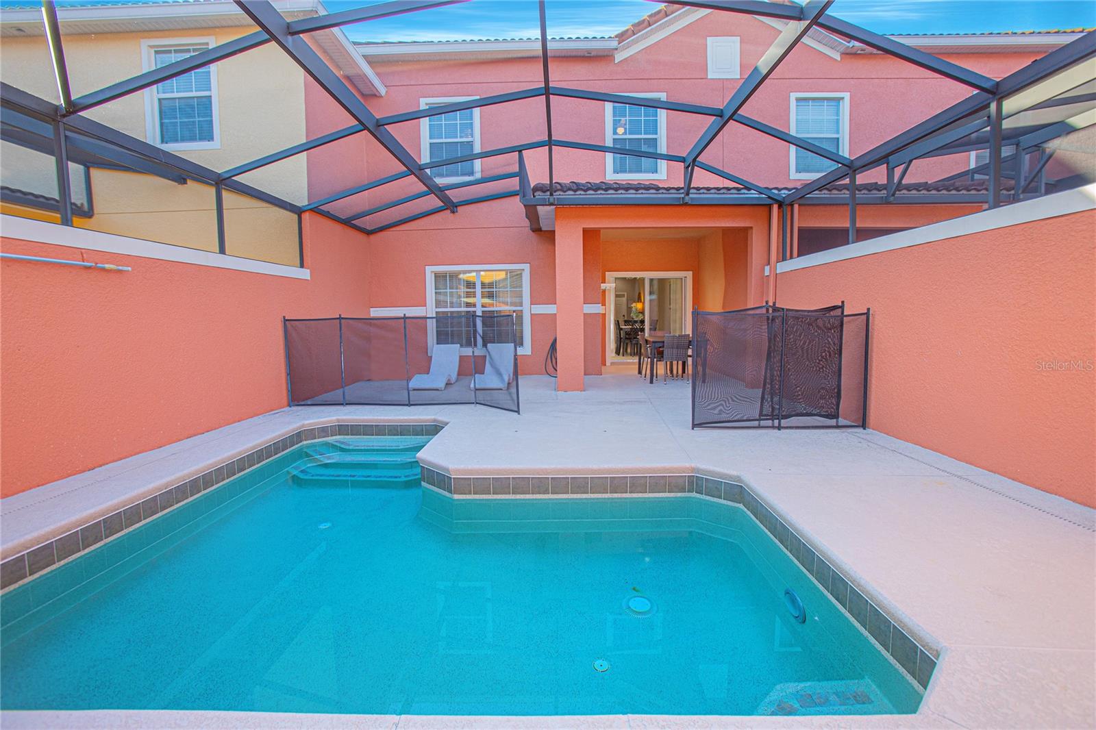 Image 32 of 39 For 8957 California Palm Road