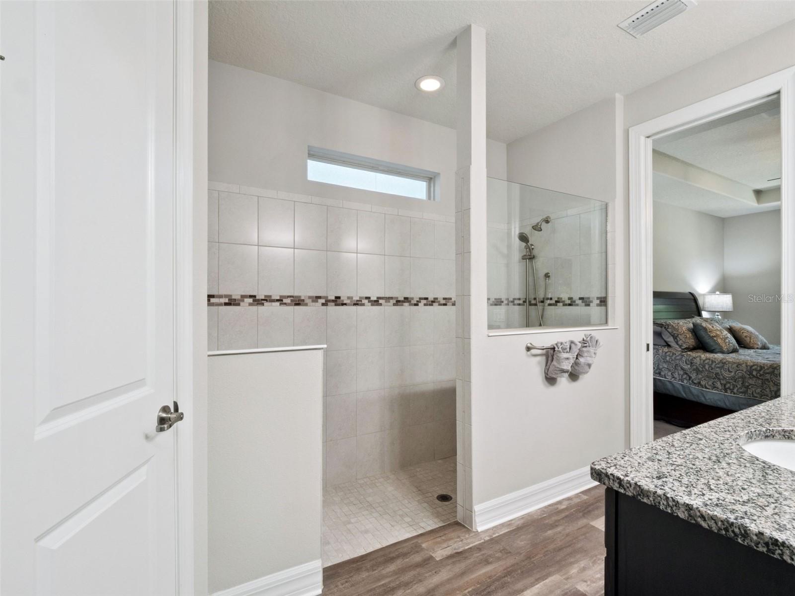 Image 23 of 42 For 7254 Enchanted Lake Drive