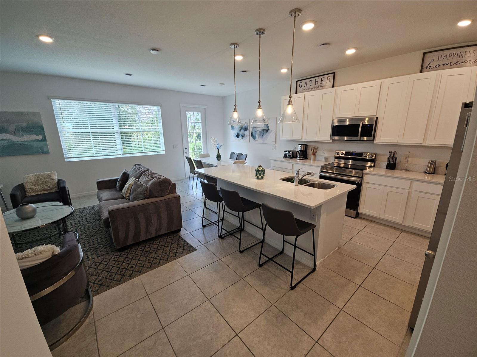 Image 7 of 68 For 1072 Plantation Lane