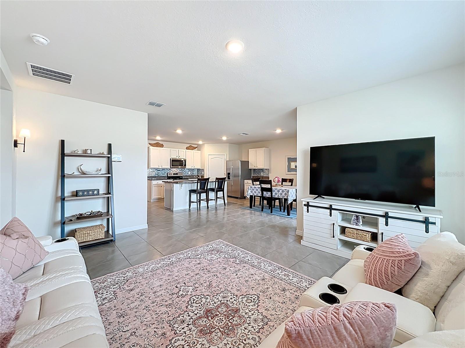 Image 13 of 43 For 3157 Eastgrove Terrace