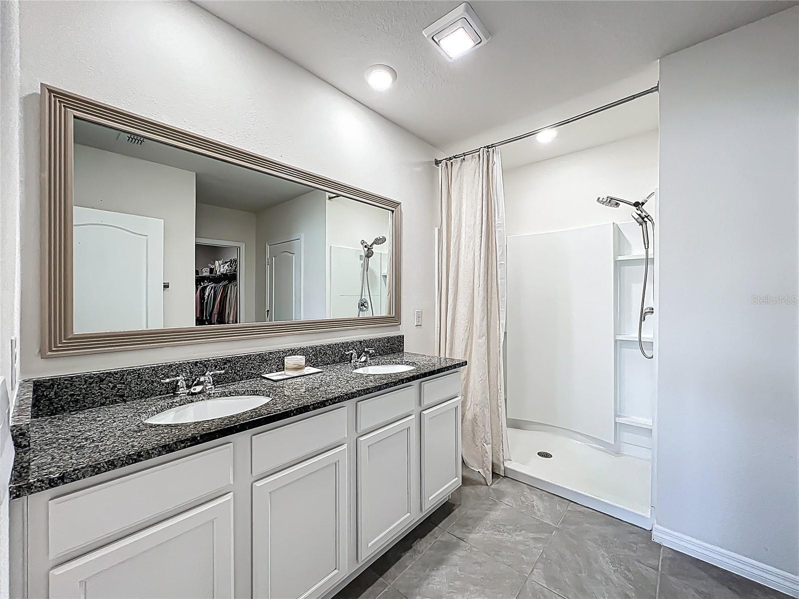 Image 17 of 43 For 3157 Eastgrove Terrace