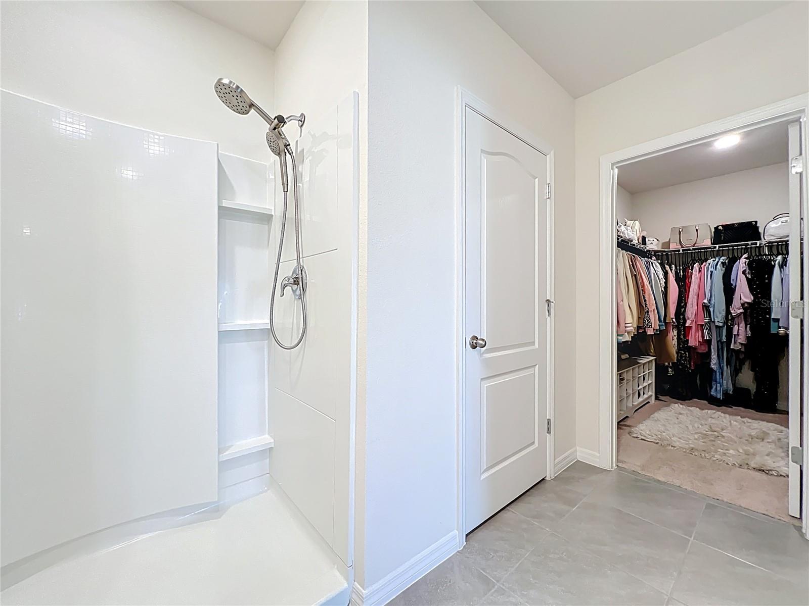 Image 18 of 43 For 3157 Eastgrove Terrace