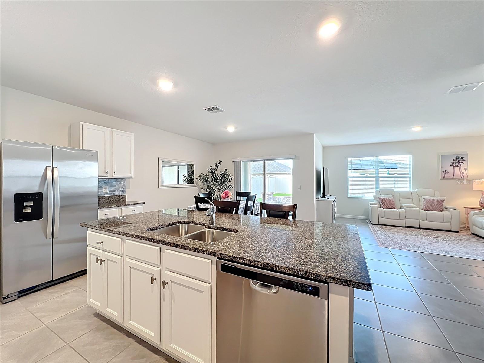 Image 4 of 43 For 3157 Eastgrove Terrace