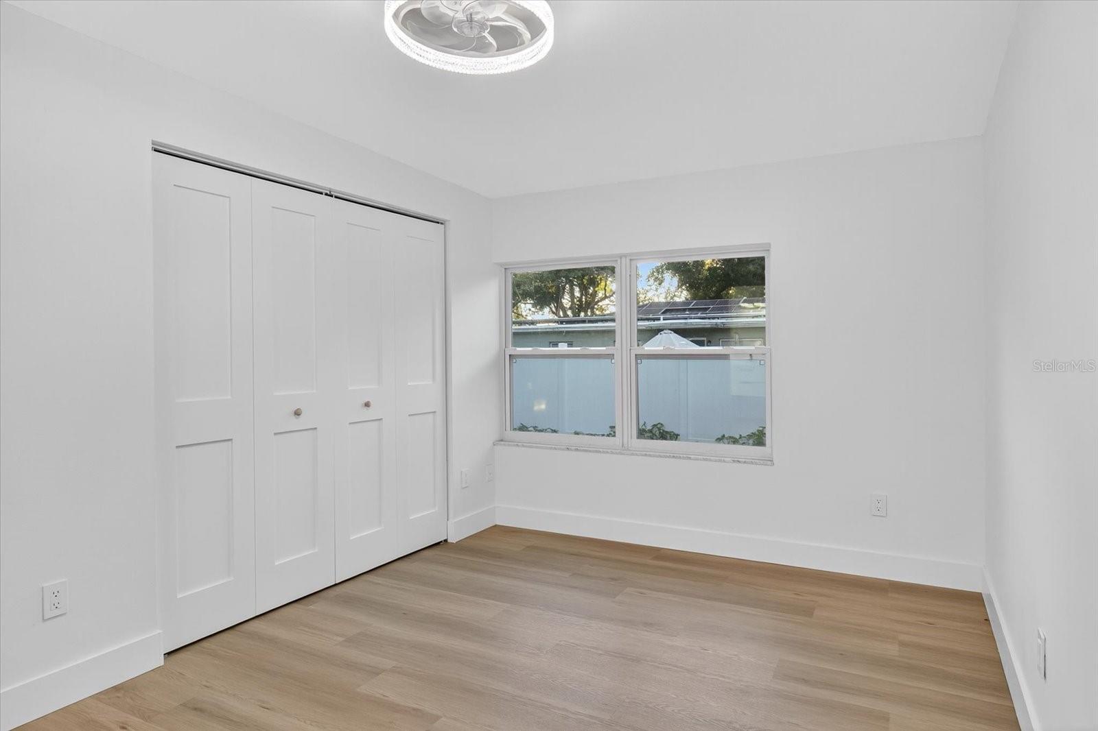 Image 17 of 54 For 11722 Edison Avenue