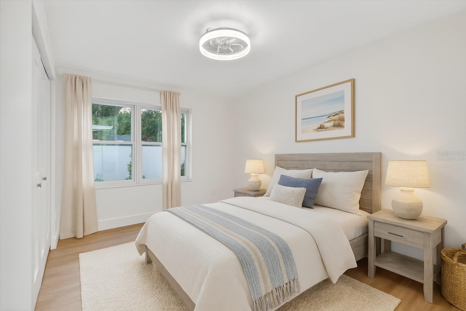 Image 19 of 54 For 11722 Edison Avenue