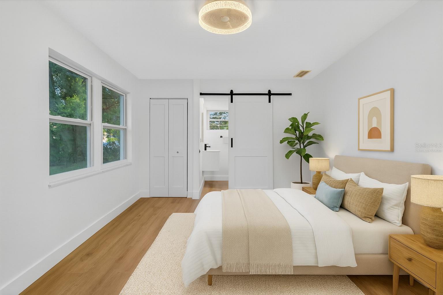 Image 27 of 54 For 11722 Edison Avenue