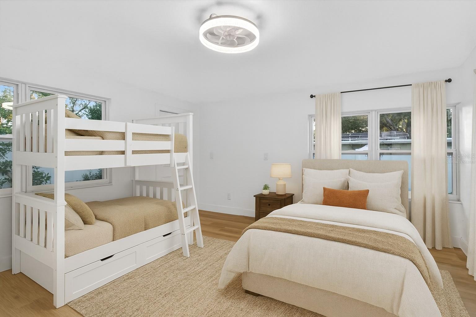 Image 40 of 54 For 11722 Edison Avenue