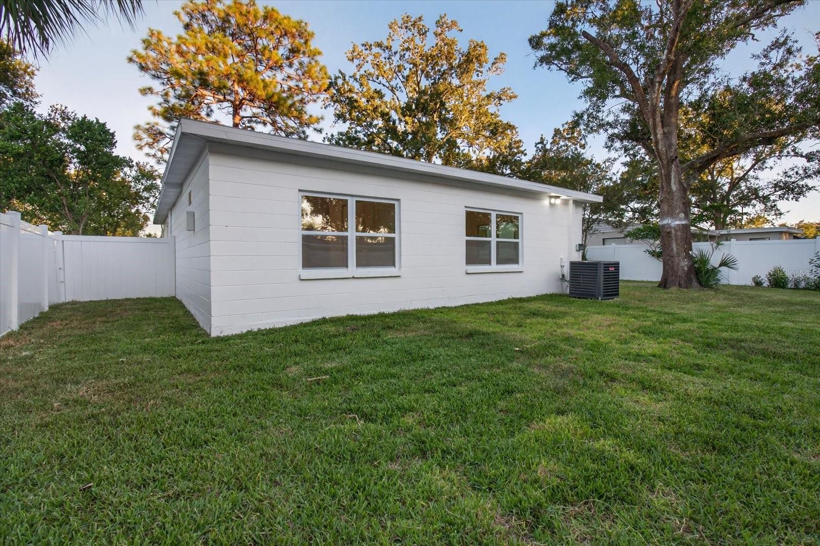 Image 47 of 54 For 11722 Edison Avenue