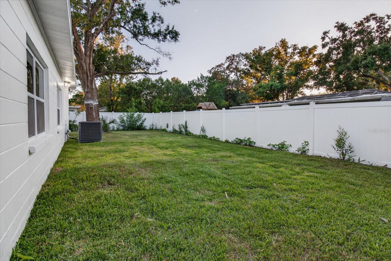 Image 48 of 54 For 11722 Edison Avenue