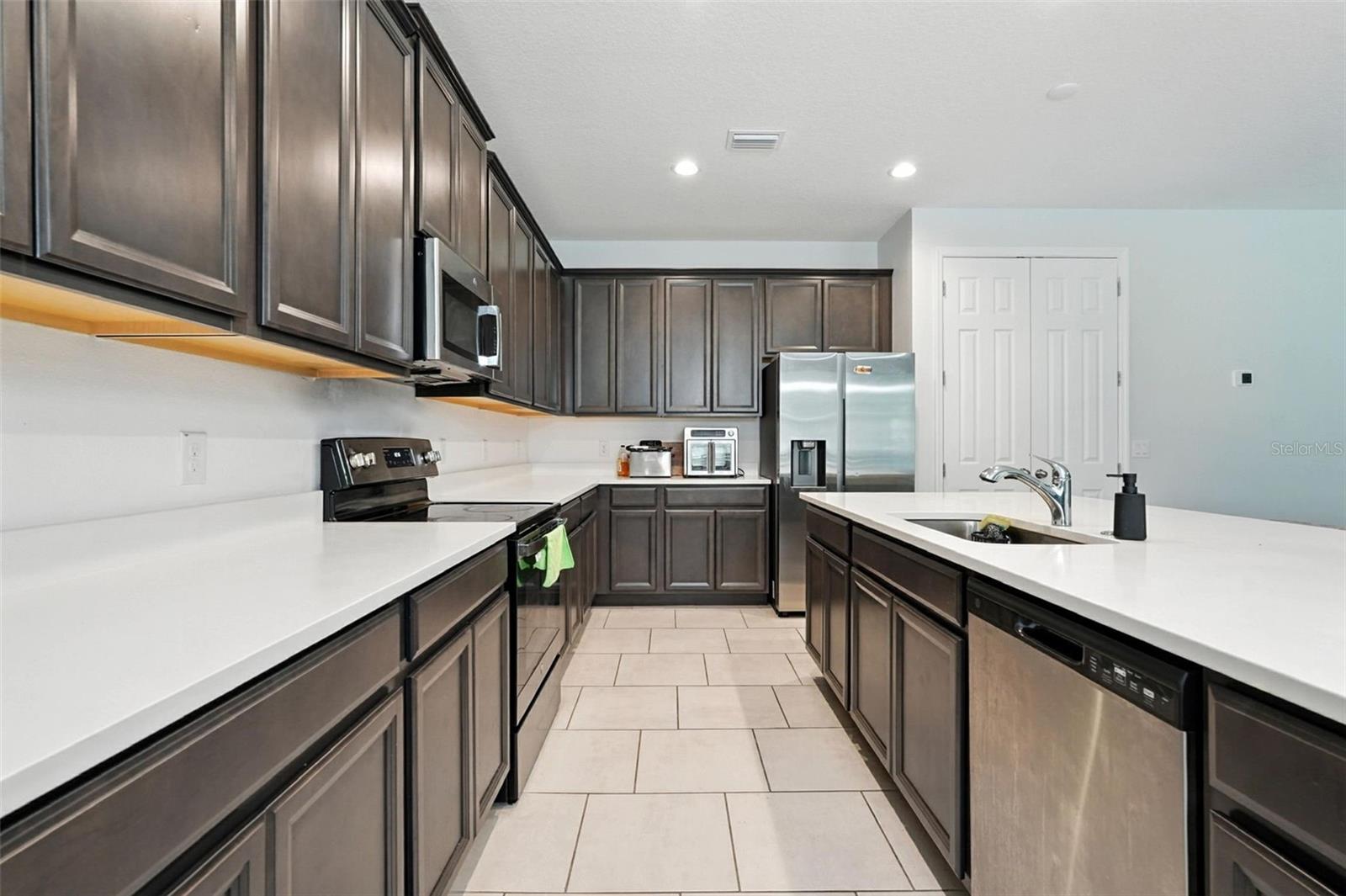 Image 14 of 42 For 2720 Nottel Drive