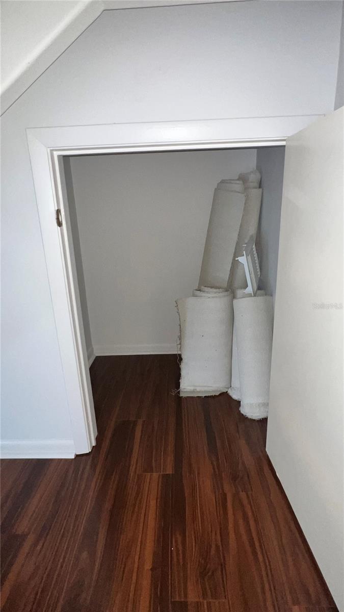 Image 10 of 34 For 1405 Pylewood Street