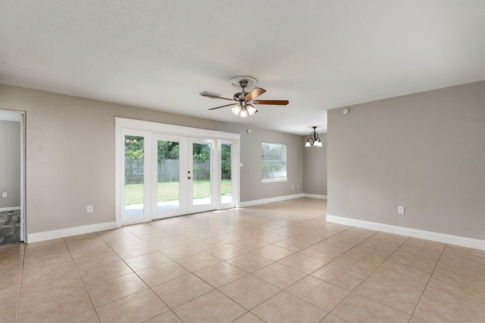 Image 5 of 20 For 8314 Calais Circle