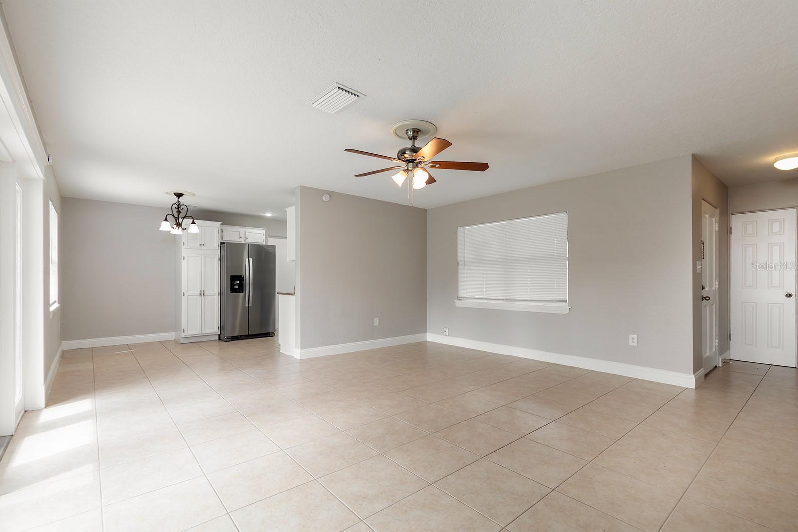 Image 6 of 20 For 8314 Calais Circle