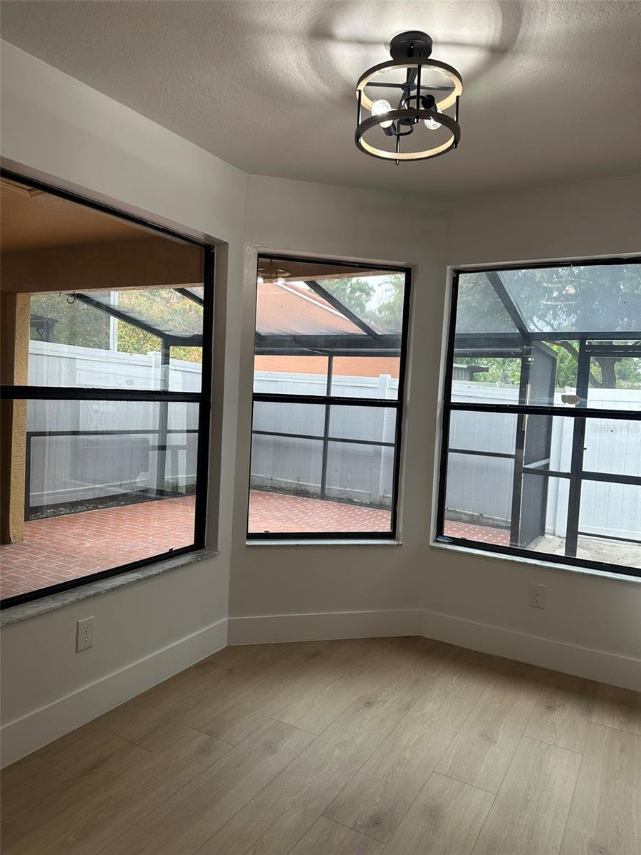 Image 11 of 66 For 706 Lighthouse Court