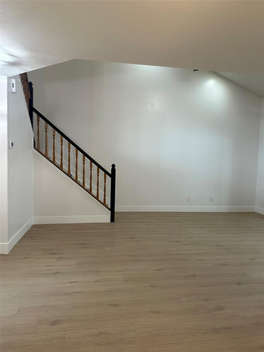 Image 20 of 66 For 706 Lighthouse Court