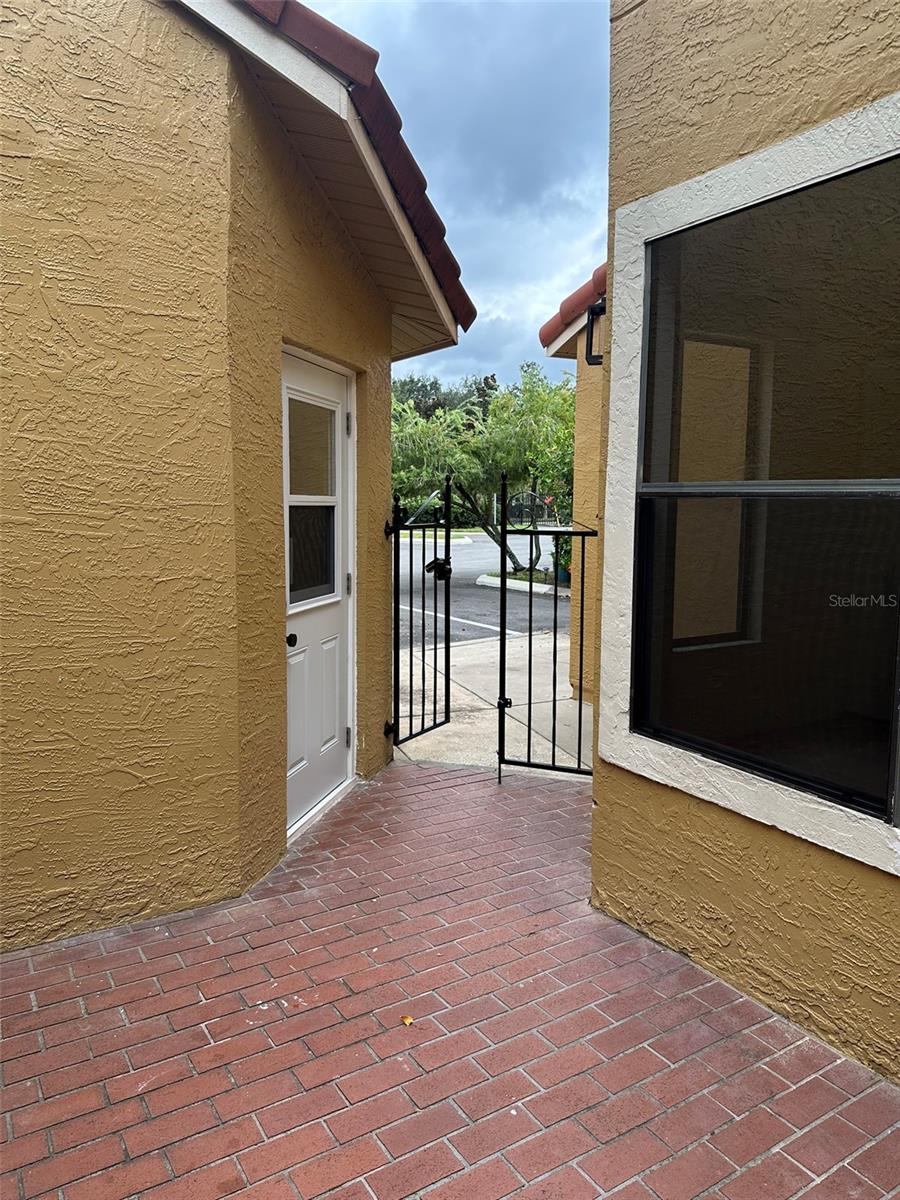 Image 3 of 66 For 706 Lighthouse Court