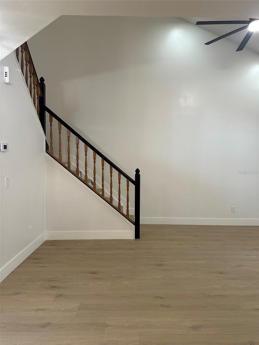 Image 31 of 66 For 706 Lighthouse Court