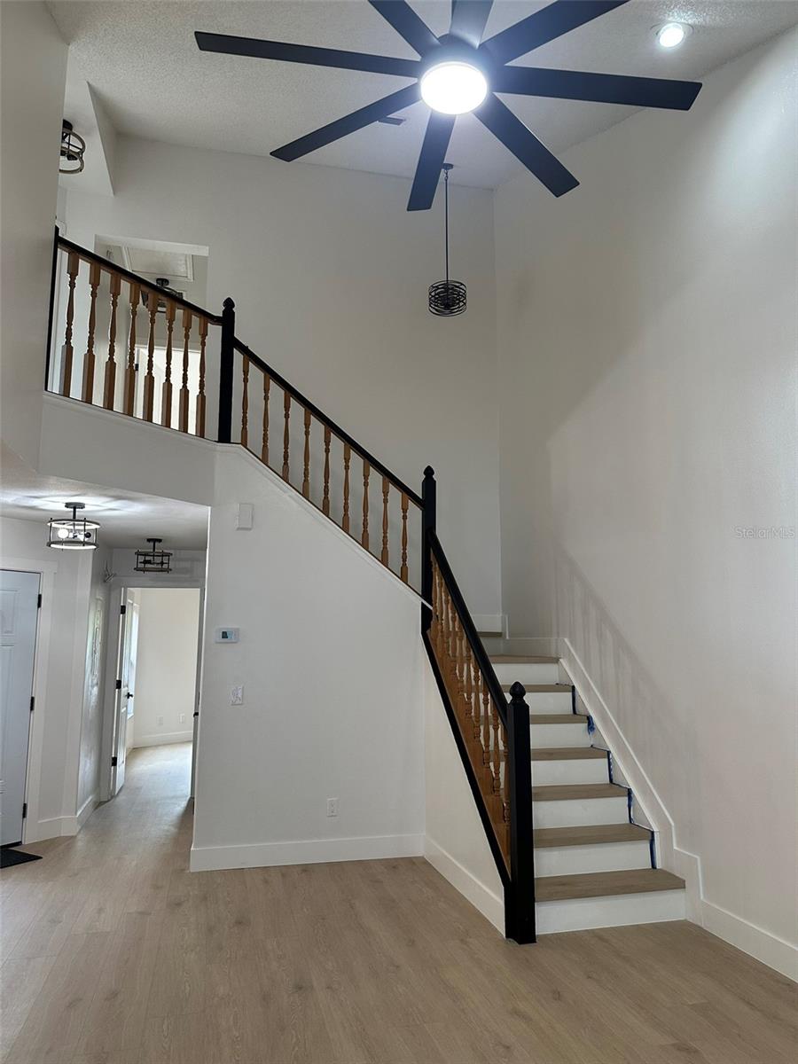 Image 32 of 66 For 706 Lighthouse Court