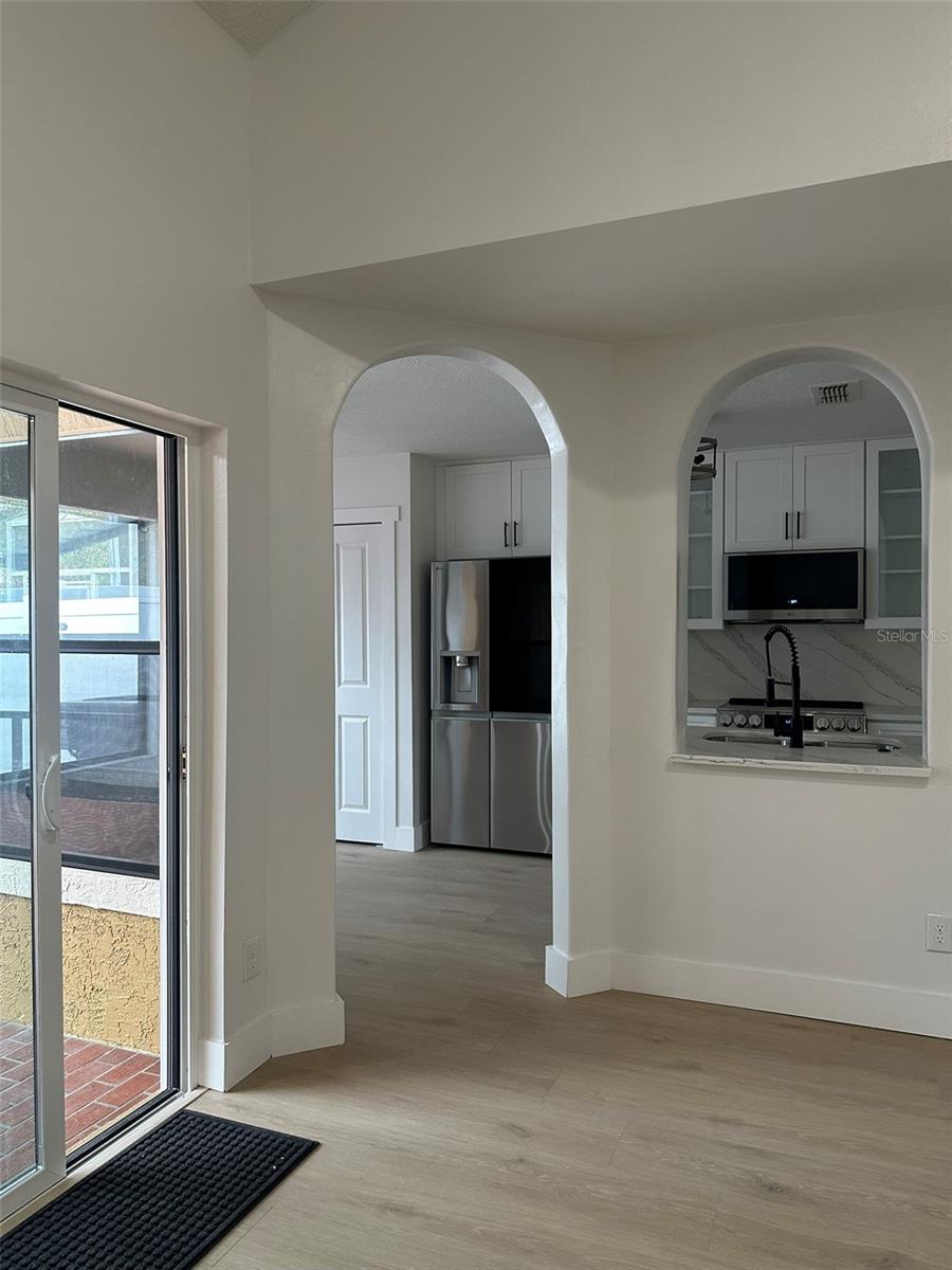 Image 34 of 66 For 706 Lighthouse Court