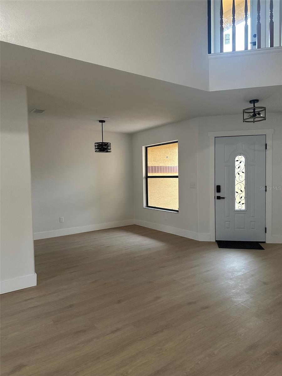 Image 35 of 66 For 706 Lighthouse Court