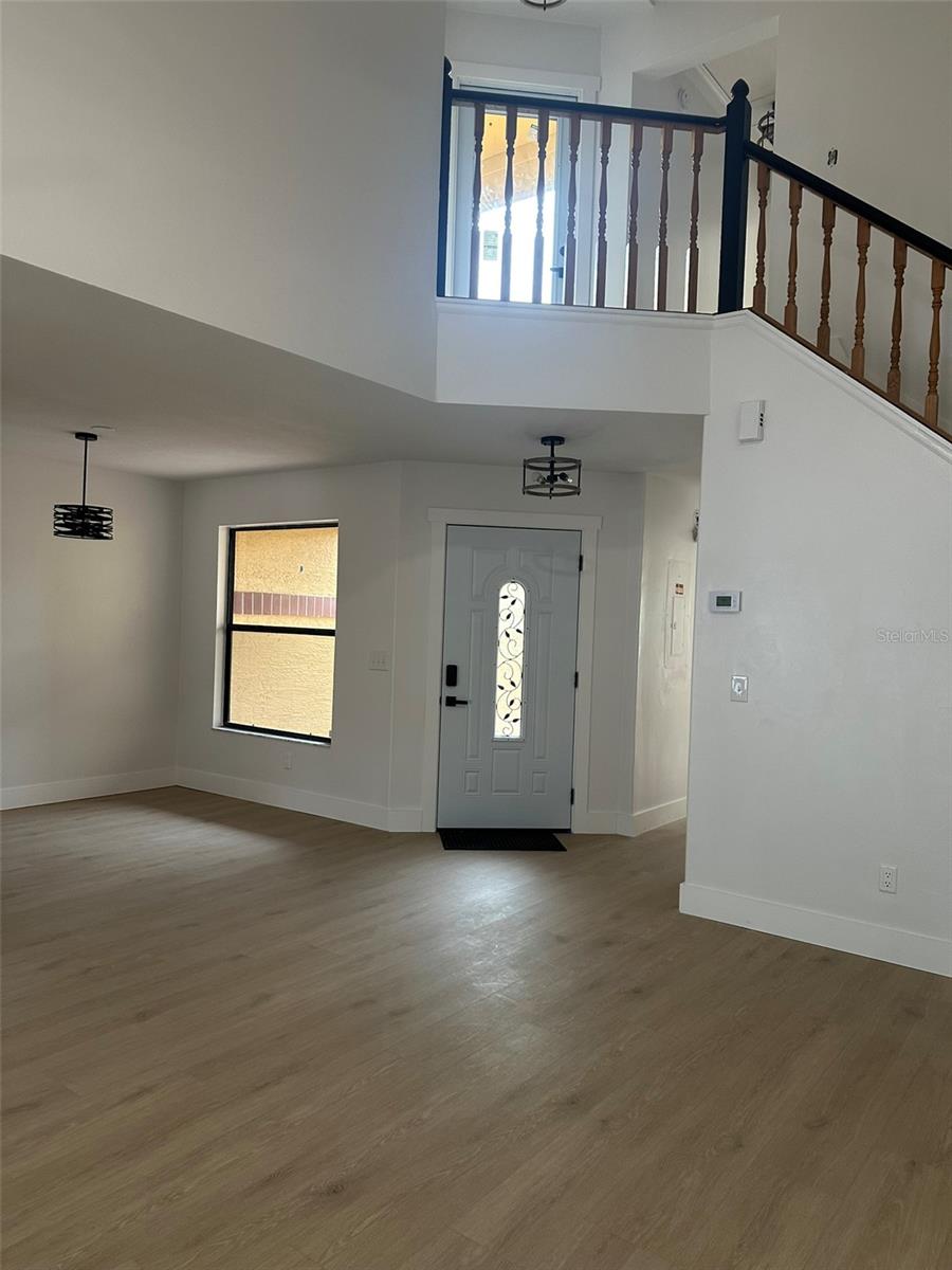 Image 36 of 66 For 706 Lighthouse Court