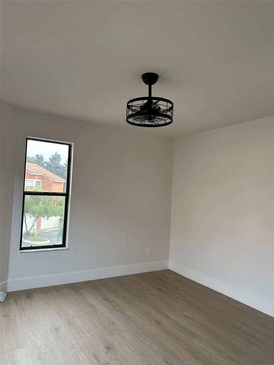 Image 43 of 66 For 706 Lighthouse Court