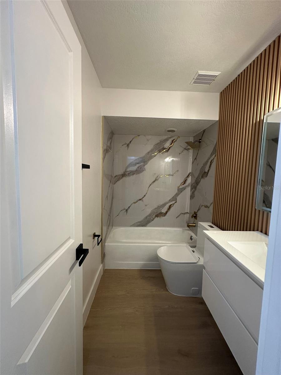 Image 51 of 66 For 706 Lighthouse Court