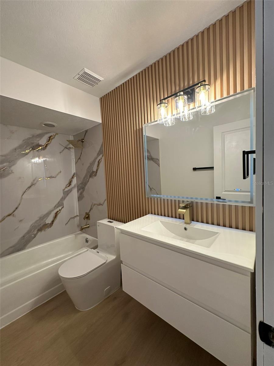 Image 53 of 66 For 706 Lighthouse Court