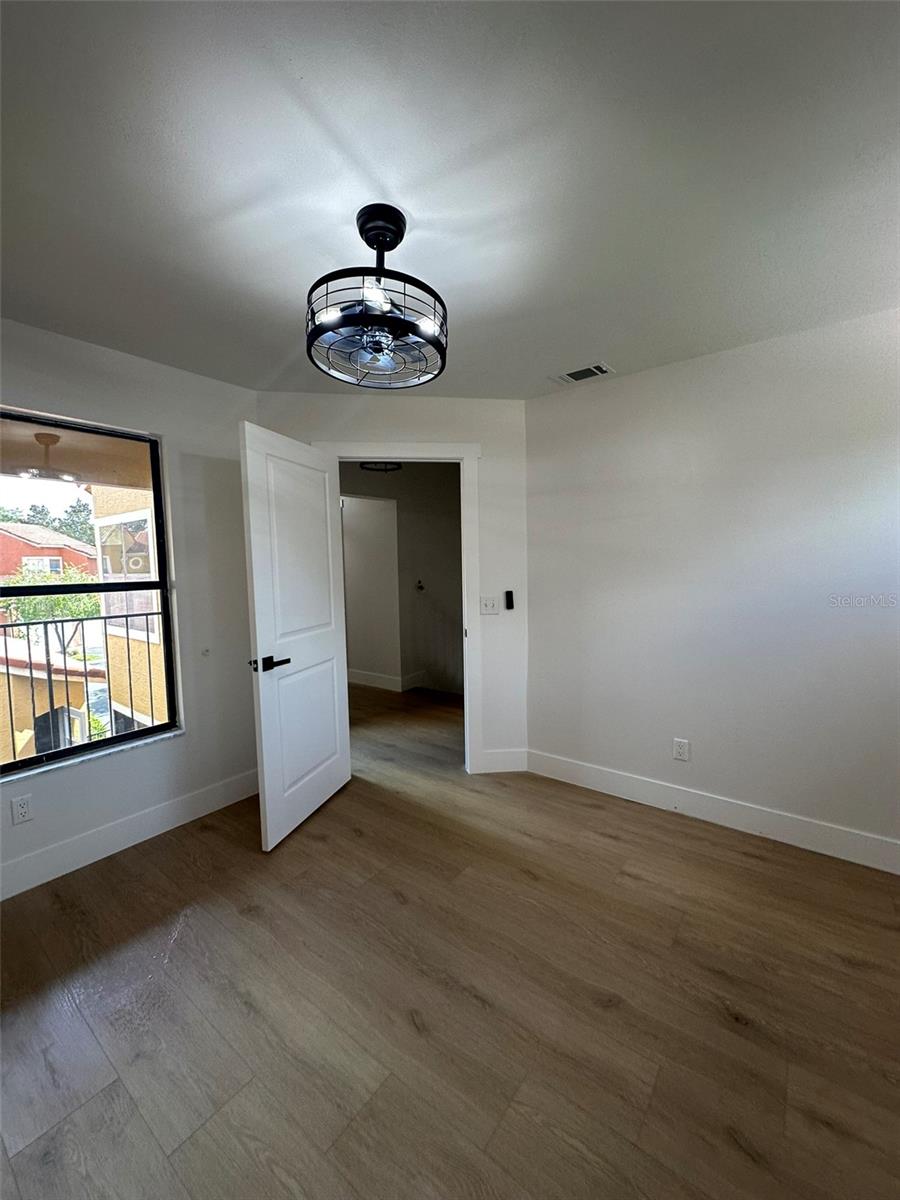 Image 60 of 66 For 706 Lighthouse Court