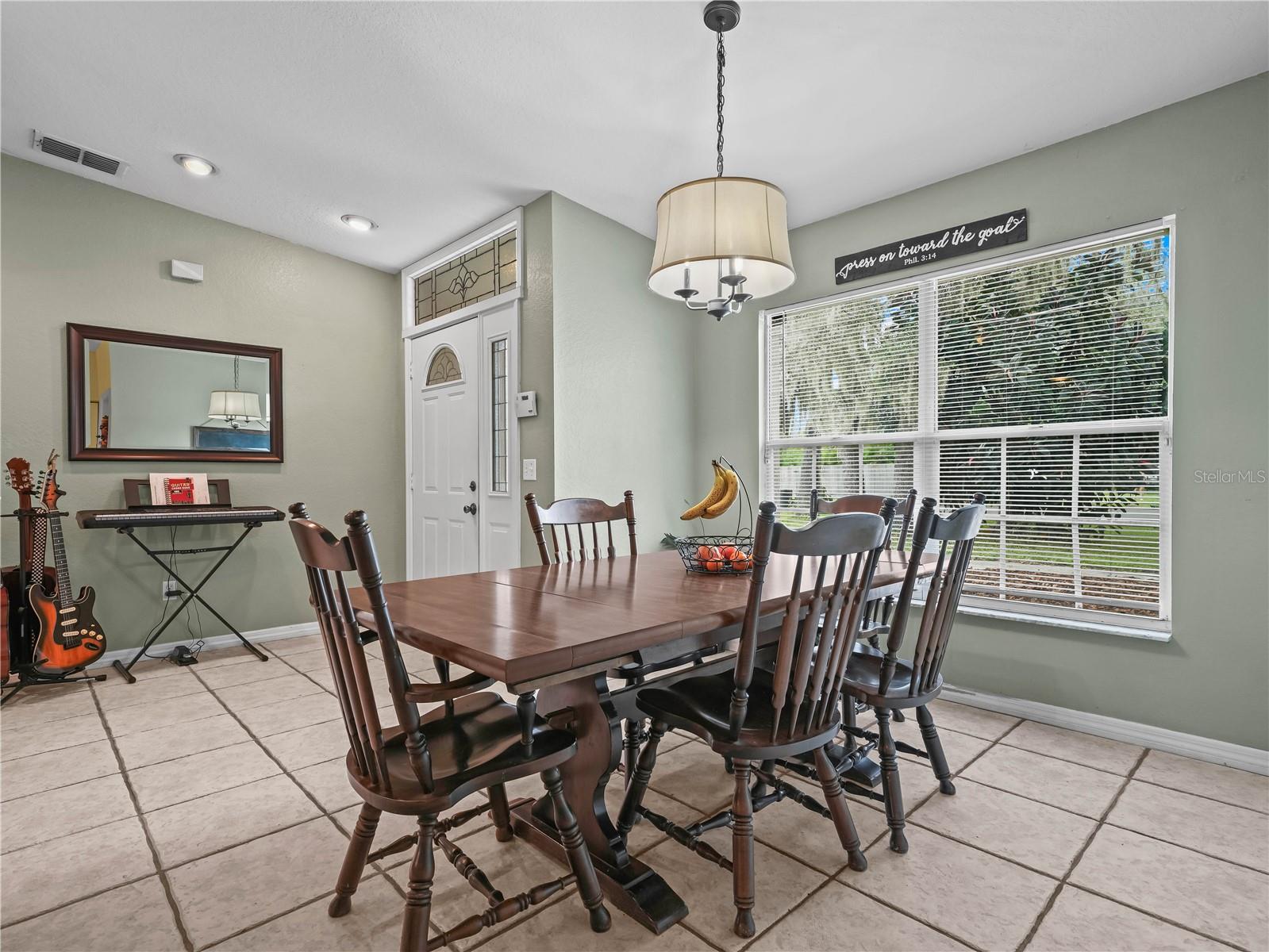 Image 8 of 29 For 125 Bignonia Avenue